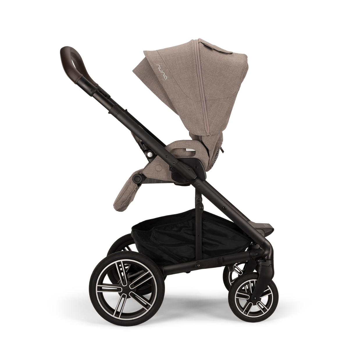 https://www.vanastenbabysuperstore.nl/media/catalog/product/0/1/0171100157_2_wandelwagen_nuna_mixx_next_cedar.png