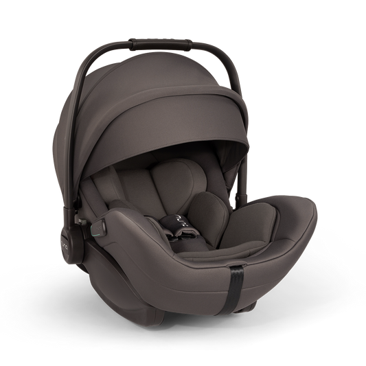 https://www.vanastenbabysuperstore.nl/media/catalog/product/0/1/0171200064_1_autostoel_nuna_arra_flex_thunder.png