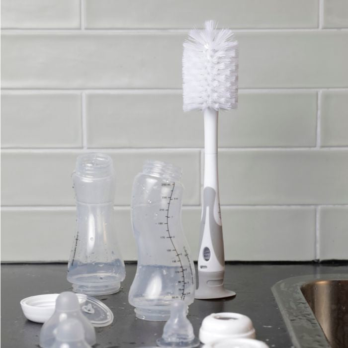 https://www.vanastenbabysuperstore.nl/media/catalog/product/0/2/0232800171_2_difrax_flessenborstel_de_luxe.jpg
