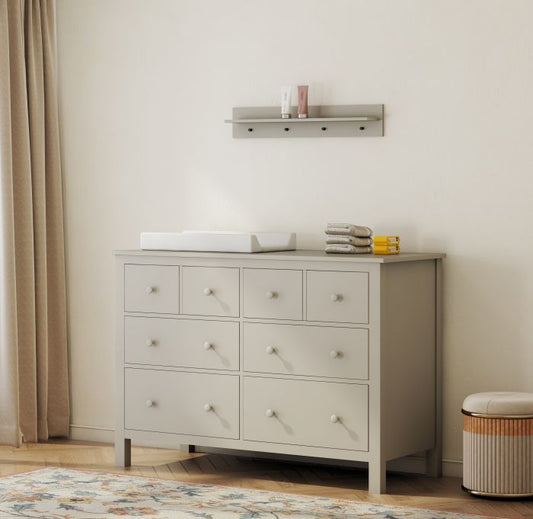 https://www.vanastenbabysuperstore.nl/media/catalog/product/0/4/0420020390_1_Commode_Bestagne_Biscotti.jpg