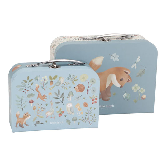 https://www.vanastenbabysuperstore.nl/media/catalog/product/0/5/0592403998_1_kofferset_little_dutch_blue_forest_friends.jpg