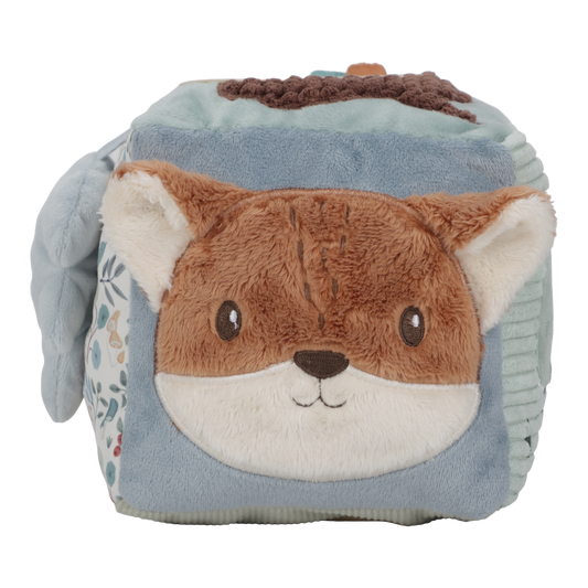 https://www.vanastenbabysuperstore.nl/media/catalog/product/0/5/0592404038_1_activiteitenkubus_little_dutch_zacht_forest_friends.png