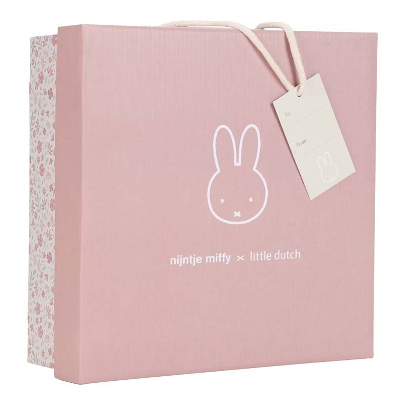 https://www.vanastenbabysuperstore.nl/media/catalog/product/0/5/0592420001_2_giftset_nijntje_lucky_blossom.jpg