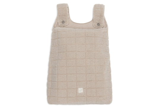 https://www.vanastenbabysuperstore.nl/media/catalog/product/0/6/0611520002_1_boxzak_jollein_teddy_warm_sand.jpg