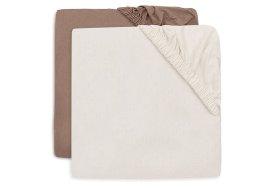 https://www.vanastenbabysuperstore.nl/media/catalog/product/0/6/0611800301_1_hoeslaken_ledikant_jollein_60x120_jersey_milky_coffee_ivory.jpg