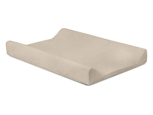 https://www.vanastenbabysuperstore.nl/media/catalog/product/0/6/0611901150_1_aankleedkussenhoes_jollein_badstof_nougat.jpg