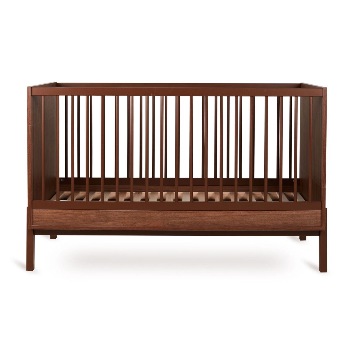 https://www.vanastenbabysuperstore.nl/media/catalog/product/1/0/1000010079_1_ledikant_quax_ashi_70x140_chestnut.jpg