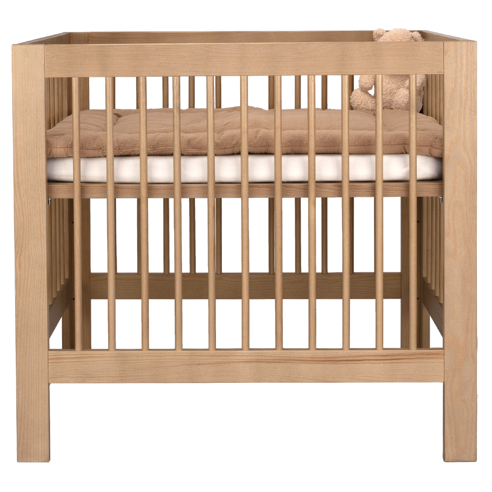 https://www.vanastenbabysuperstore.nl/media/catalog/product/1/2/1281500208_1_box_luna_pure_walnut.png