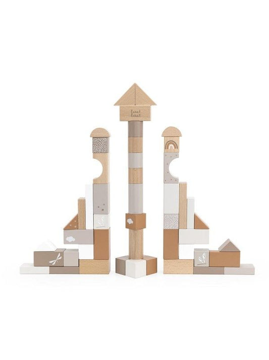 https://www.vanastenbabysuperstore.nl/media/catalog/product/1/3/1302400809_1_houten_blokken_labellabel_nougat.jpg