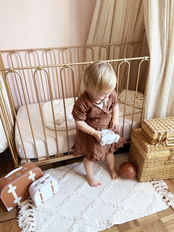 https://www.vanastenbabysuperstore.nl/media/catalog/product/1/3/1352300106_2_spaarpot_bambam_bear.jpg