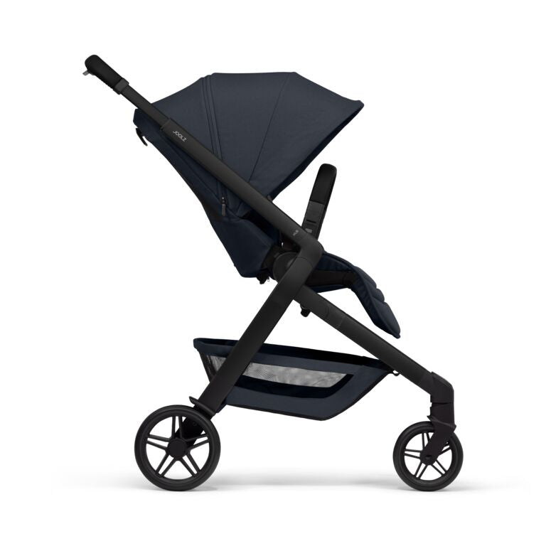 https://www.vanastenbabysuperstore.nl/media/catalog/product/1/4/1441100665_2_wandelwagen_joolz_hub2_dark_navy_blue.jpg