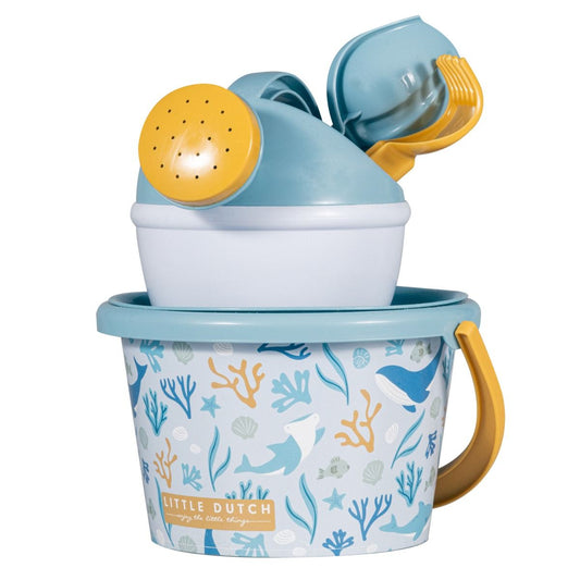 https://www.vanastenbabysuperstore.nl/media/catalog/product/1/5/1502400103_1_strandset_little_dutch_ocean_dreams_blauw_5delig.jpg