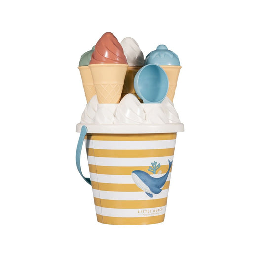 https://www.vanastenbabysuperstore.nl/media/catalog/product/1/5/1502400107_1_strandset_little_dutch_ijsjes_ocean_dreams_blauw_14delig.jpg
