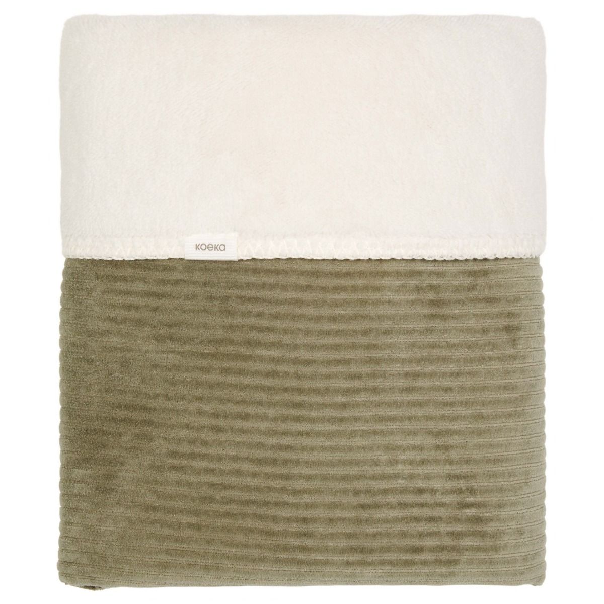 https://www.vanastenbabysuperstore.nl/media/catalog/product/1/8/1801900933_1_deken_wieg_koeka_teddy_vik_moss.jpg