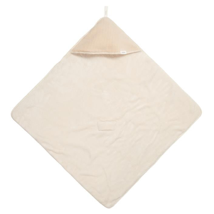 https://www.vanastenbabysuperstore.nl/media/catalog/product/1/8/1802110118_2_omslagdoek_koeka_vik_teddy_sand.jpg