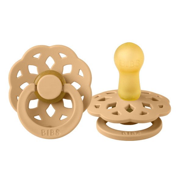 https://www.vanastenbabysuperstore.nl/media/catalog/product/1/9/1912800224_1_fopspeen_bibs_boheme_desert_sand_06mnd.jpg