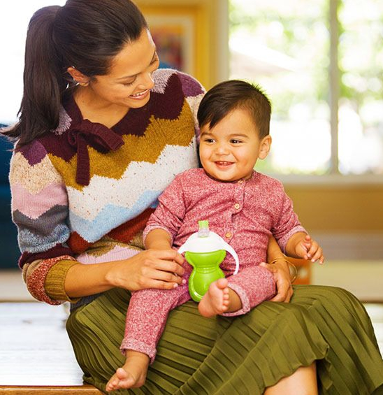https://www.vanastenbabysuperstore.nl/media/catalog/product/2/9/2912800128_2_drinkbeker_munchkin_click_lock_trainer_cup_green.png