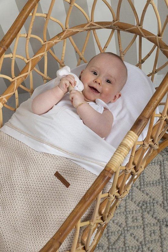 https://www.vanastenbabysuperstore.nl/media/catalog/product/3/5/3571900637_2_deken_wieg_babys_only_soft_sparkle_flavor_goudivoor.jpg