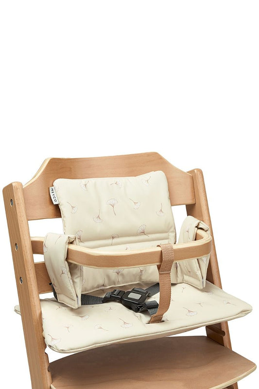https://www.vanastenbabysuperstore.nl/media/catalog/product/4/5/4591610008_1_stoelverkleiner_meyco_meegroei_gingko_soft_sand.jpg