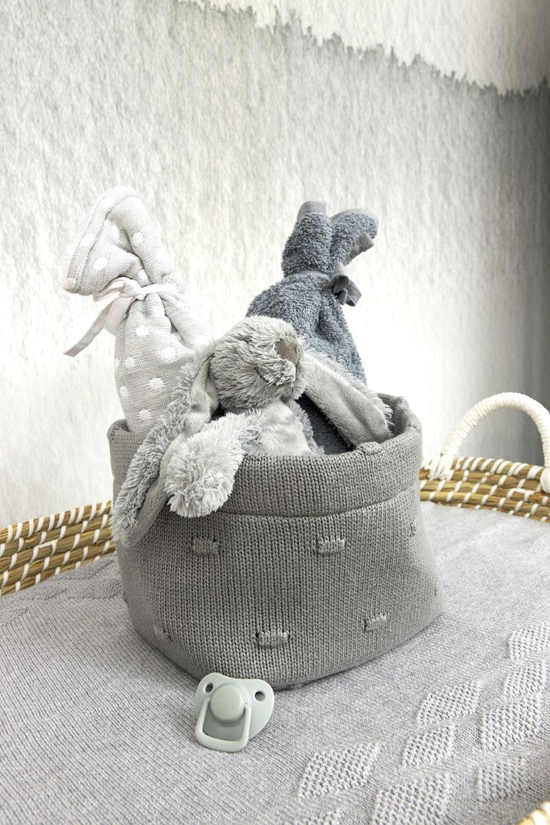 https://www.vanastenbabysuperstore.nl/media/catalog/product/4/5/4591900948_2_kruikenzak_meyco_basic_badstof_grijs.jpg
