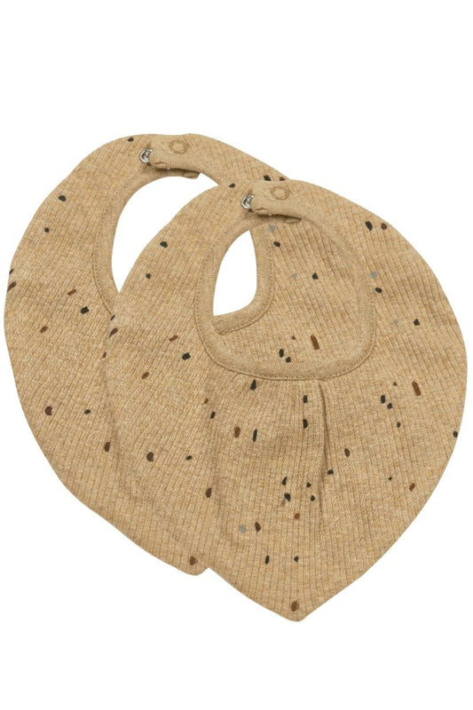 https://www.vanastenbabysuperstore.nl/media/catalog/product/4/5/4592110349_1_slabber_meyco_rib_mini_spot_bandana_toffee_melange_2pack.jpg