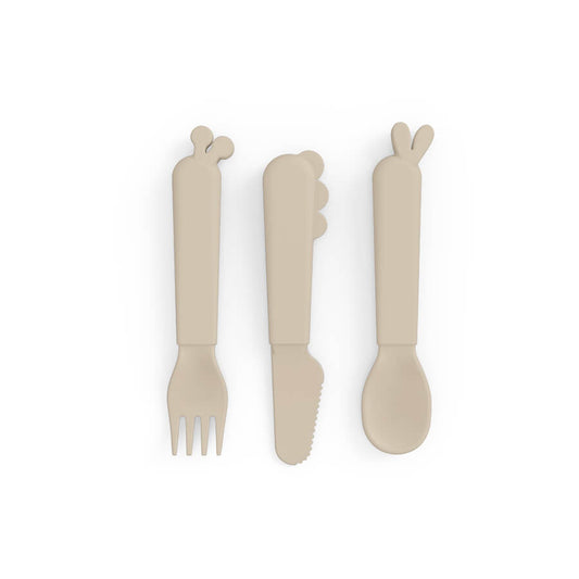 https://www.vanastenbabysuperstore.nl/media/catalog/product/7/3/7332800284_1_bestekset_done_by_deer_deer_friends_sand.jpg