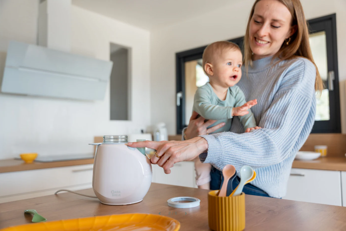https://www.vanastenbabysuperstore.nl/media/catalog/product/7/4/7482160023_2_flessenverwarmer_badabulle_easy_pastel.png