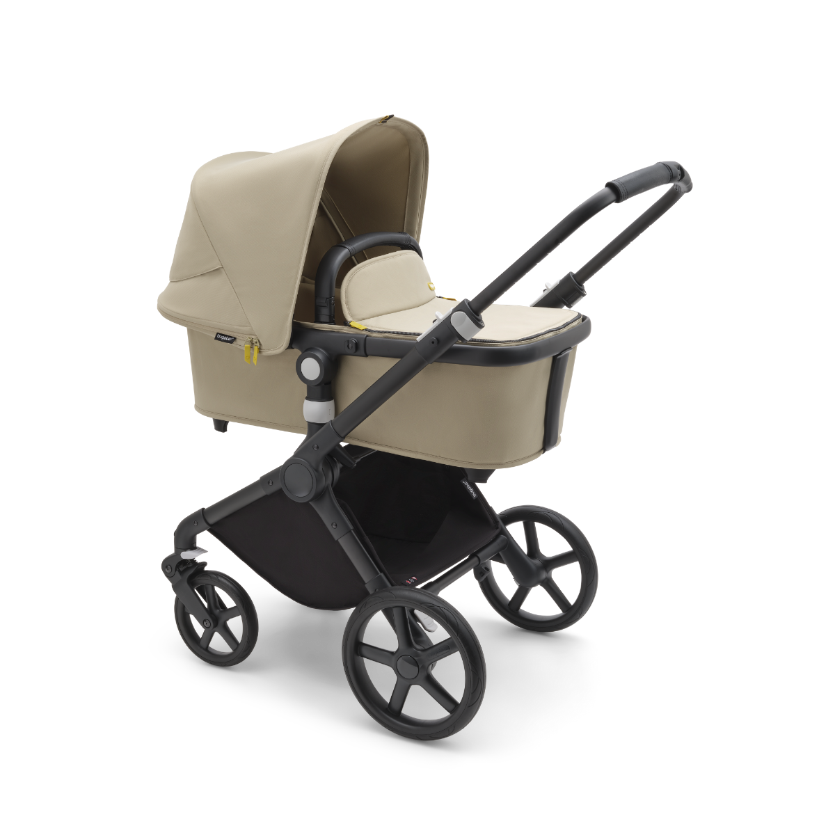 https://www.vanastenbabysuperstore.nl/media/catalog/product/7/5/7571100212_2_kinderwagen_bugaboo_fox_cub_compleet_blackdesert_beige.png