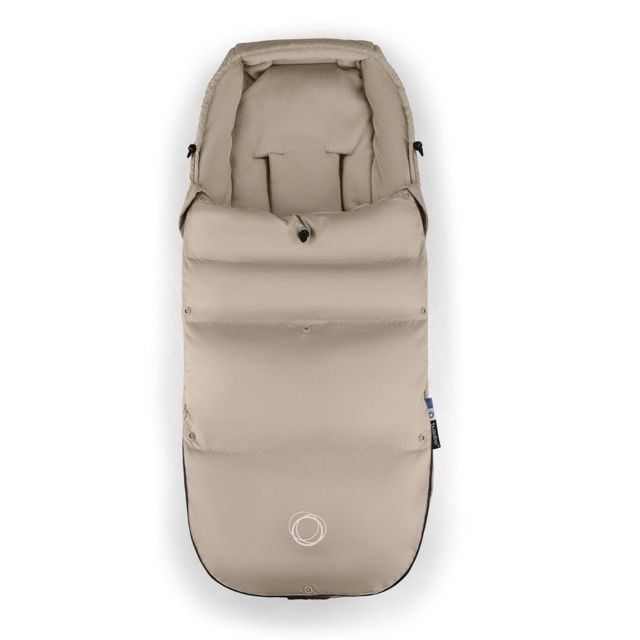 https://www.vanastenbabysuperstore.nl/media/catalog/product/7/5/7572880008_2_voetenzak_bugaboo_thermolite_perfomance_desert_taupe.jpeg