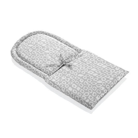 https://www.vanastenbabysuperstore.nl/media/catalog/product/8/6/8681049114037_1_stoelverkleiner_babyjem_square_grey.jpg