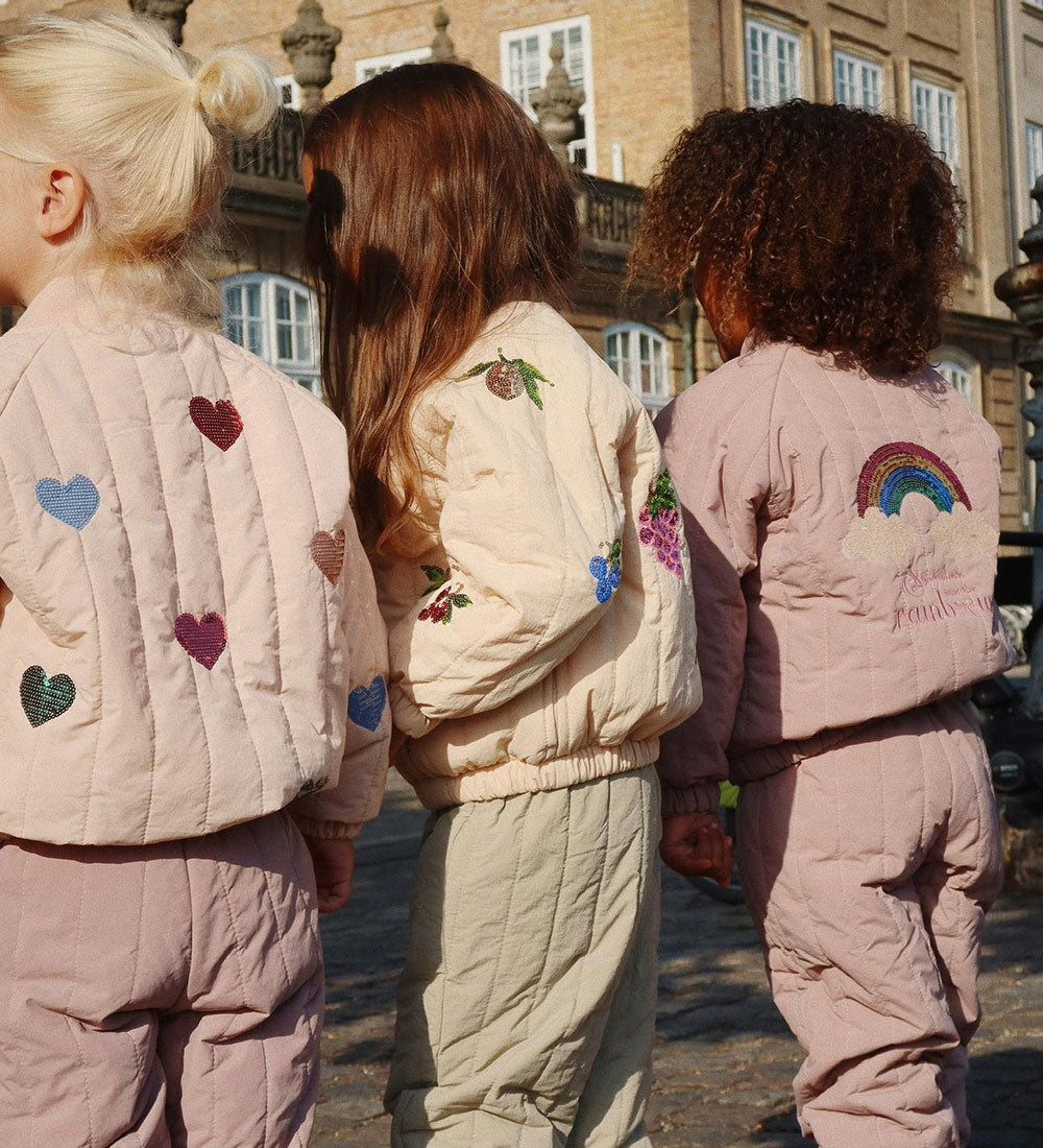 https://cdn.kids-world.com/images/products/BT876/originals/BT876-3.jpg?v=1754296166