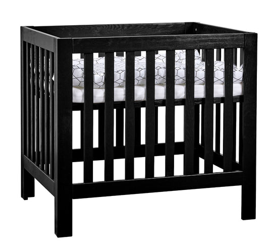 https://www.vanastenbabysuperstore.nl/media/catalog/product/b/o/box_bart_zwart_.jpg
