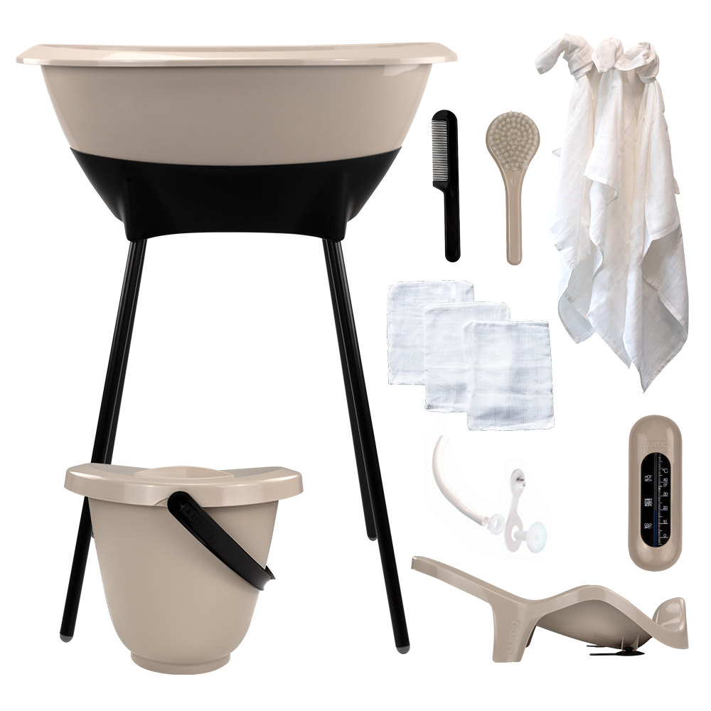 https://www.vanastenbabysuperstore.nl/media/catalog/product/0/0/0082004020_1_bad_verzorgingsset_luma_hydrofiel_taupeblack.png