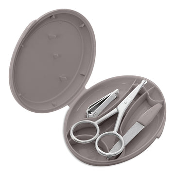 https://www.vanastenbabysuperstore.nl/media/catalog/product/0/0/0082004047_01_Manicureset_BebeJou_ChalkBrown.jpg