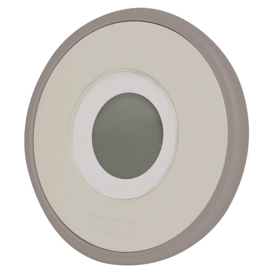 https://www.vanastenbabysuperstore.nl/media/catalog/product/0/0/0082050009_2_digitale_badthermometer_luma_almond_1768337111.jpg