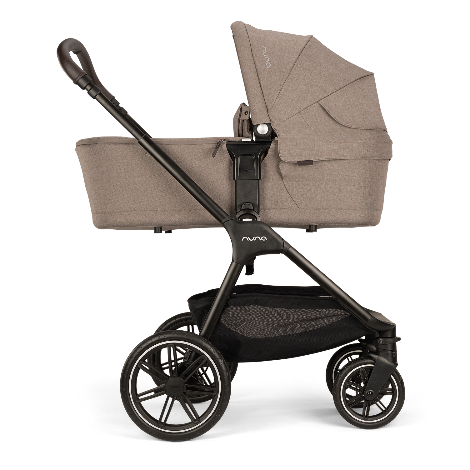 https://www.vanastenbabysuperstore.nl/media/catalog/product/0/1/0171100192_02_KW_Nuna_TrivLX_Cedar.png