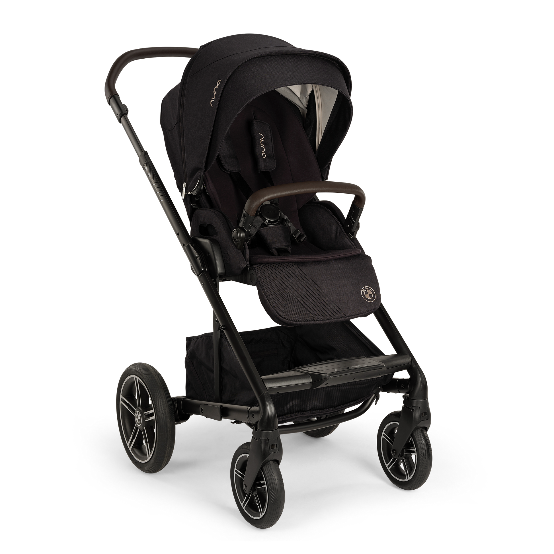 https://www.vanastenbabysuperstore.nl/media/catalog/product/0/1/0171100211_1_Nuna_mixx_next_bmw_wandelwagen_element_5.png