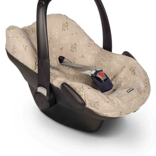 https://www.vanastenbabysuperstore.nl/media/catalog/product/0/2/0231210102_1_stoelbeschermer_dooky_seat_cover_0_romantic_leaves_beige.jpeg