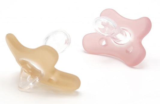 https://www.vanastenbabysuperstore.nl/media/catalog/product/0/2/0232800264_2_fopspeen_difrax_siliconen_natural_612_mnd_raspberrycaramel_2st_3.jpg