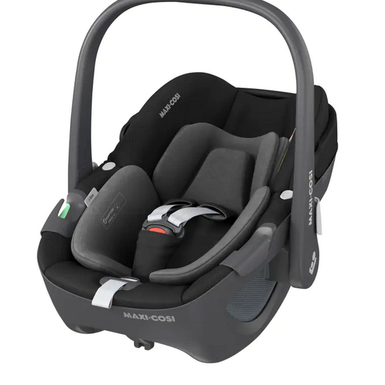 https://www.vanastenbabysuperstore.nl/media/catalog/product/0/3/0311200665_2_autostoel_maxicosi_pebble_360_essential_black.png