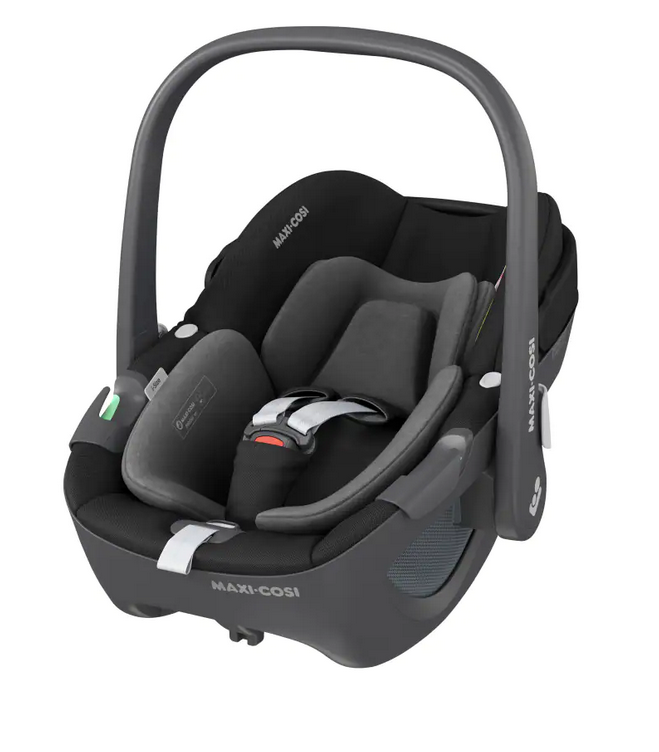 https://www.vanastenbabysuperstore.nl/media/catalog/product/0/3/0311200665_2_autostoel_maxicosi_pebble_360_essential_black.png