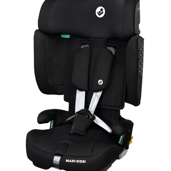 https://www.vanastenbabysuperstore.nl/media/catalog/product/0/3/0311220001_01_MC_NomadXL_Plus_AuthenticBlack.png