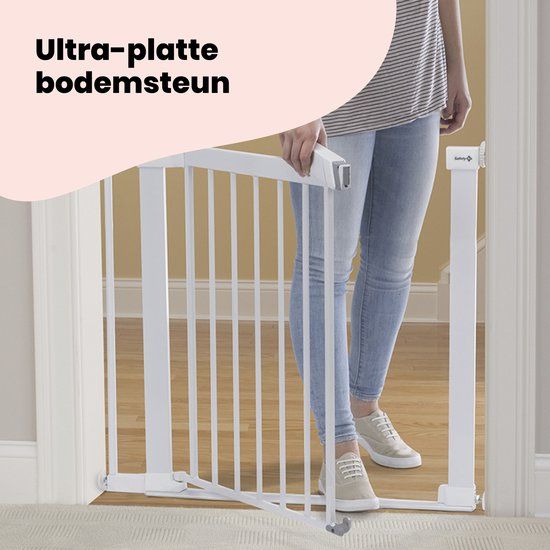 https://www.vanastenbabysuperstore.nl/media/catalog/product/0/3/0311730011_2_traphek_safety_1st_flat_step_wit.jpg