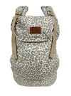 https://www.vanastenbabysuperstore.nl/media/catalog/product/0/3/0352130017_1_draagzak_bykay_click_carier_deluxe_sand_leopard.jpg