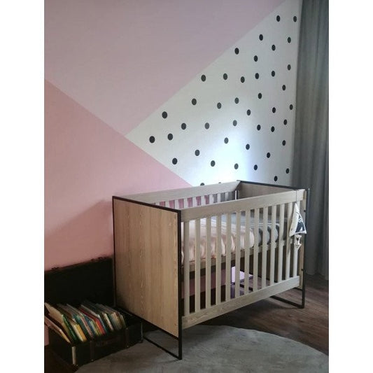 https://www.vanastenbabysuperstore.nl/media/catalog/product/0/4/0420010340_1_ledikant_dakota.jpeg