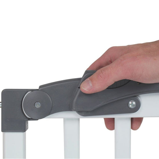 https://www.vanastenbabysuperstore.nl/media/catalog/product/0/4/0451730016_2_traphek_fenss_oslo_hout_wit.jpg