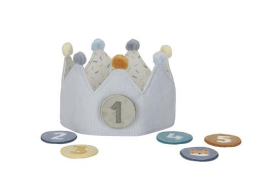 https://www.vanastenbabysuperstore.nl/media/catalog/product/0/5/0592100118_1_verjaardagskroon_met_cijfers_little_dutch_blauw.png