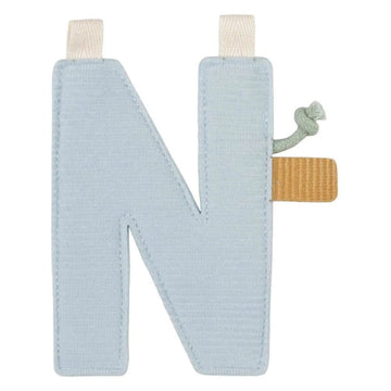 https://www.vanastenbabysuperstore.nl/media/catalog/product/0/5/0592403780_1_vlaggenlijn_hanger_little_dutch_letter_n.jpg