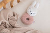 https://www.vanastenbabysuperstore.nl/media/catalog/product/0/5/0592403867_2_rammelaar_nijntje_fluffy_pink.jpg