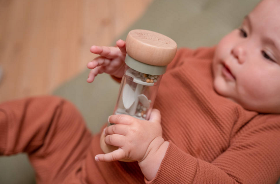 https://www.vanastenbabysuperstore.nl/media/catalog/product/0/5/0592403922_2_rammelaar_little_dutch_little_farm_boerderij.png